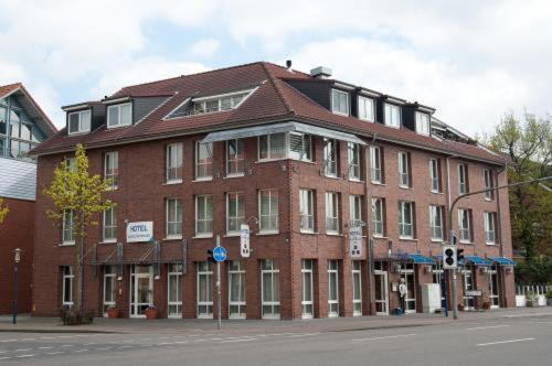 Hotel Zum Deutschen Eck Meerbusch Zewnętrze zdjęcie